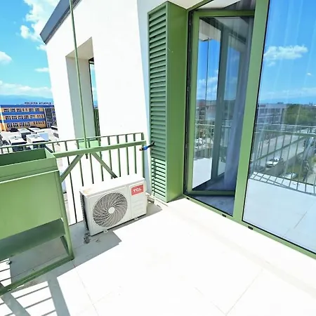 Flh - The - 33 Apartment
